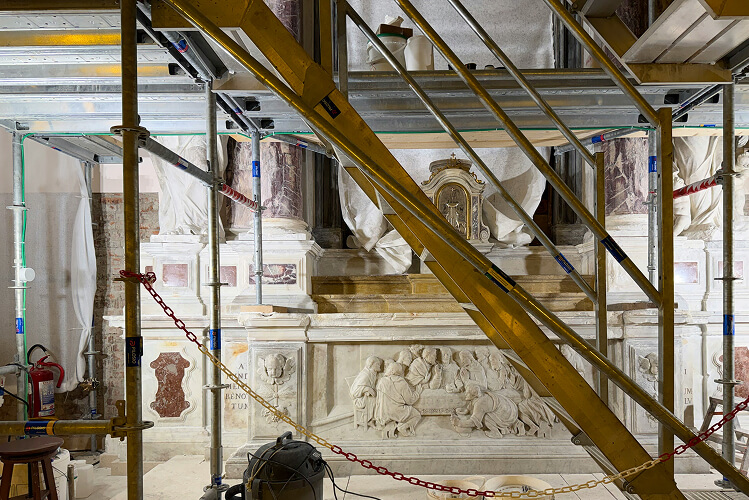 Material och hantverk inom antik konst